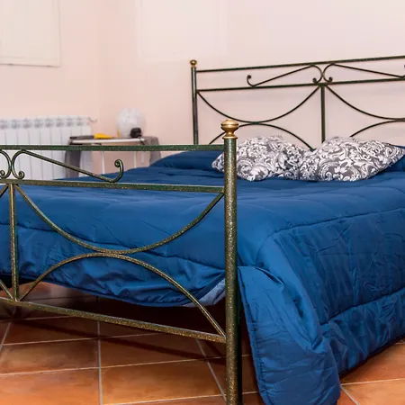 Gli Ulivi Dell'etna Pensjonat Linera