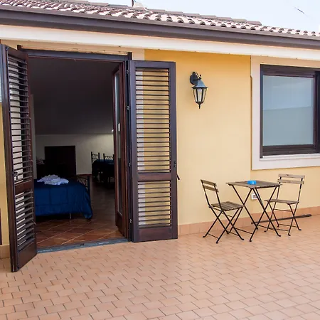 Gli Ulivi Dell'etna Pensjonat Linera