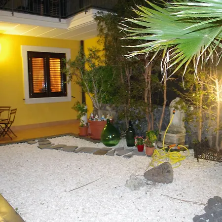 Gli Ulivi Dell'etna 3*