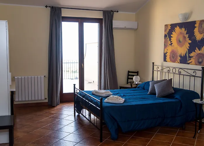 Gli Ulivi Dell'etna 3*